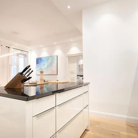 First Bel Etage Apartament